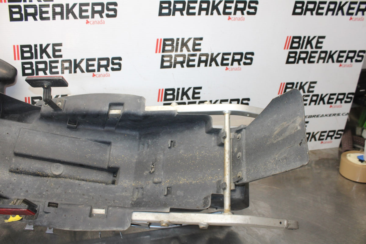 98-05 HONDA SUPER HAWK 1000 VTR1000F REAR SUBFRAME BACK SUB FRAME BB924