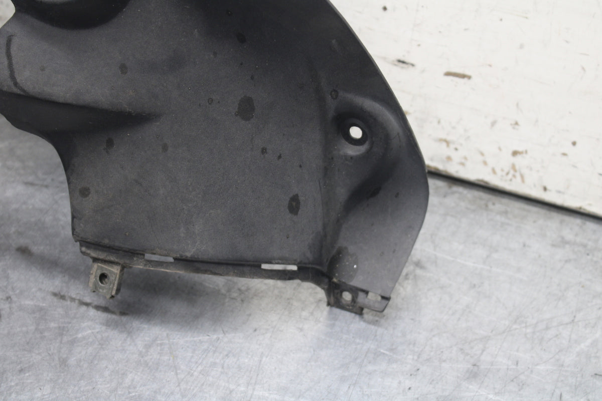 96-07 YAMAHA YZF600R FRONT INNER CENTER COWL FAIRING  BB746