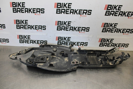 22 KAWASAKI NINJA ZX6R ZX636 ABS 40TH ANNIVERSARY EDITION REAR BACK TAIL BB911