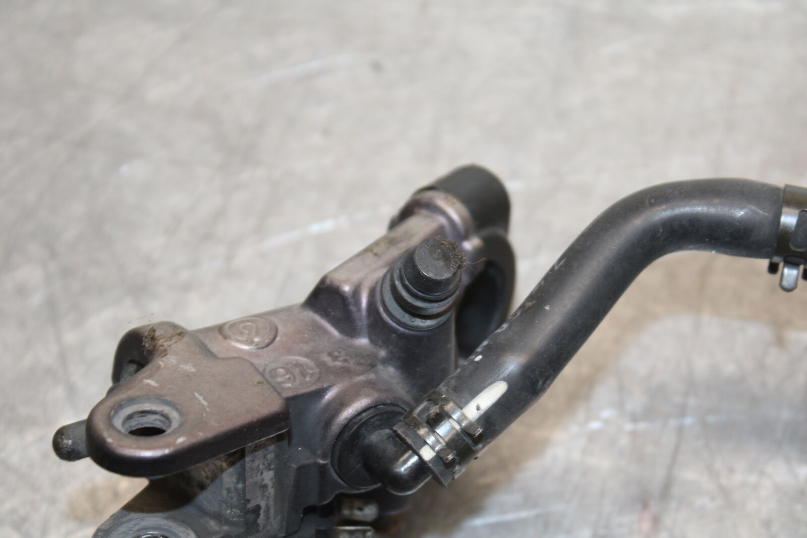 06 YAMAHA YZF R6 FRONT BRAKE MASTER CYLINDER BB716