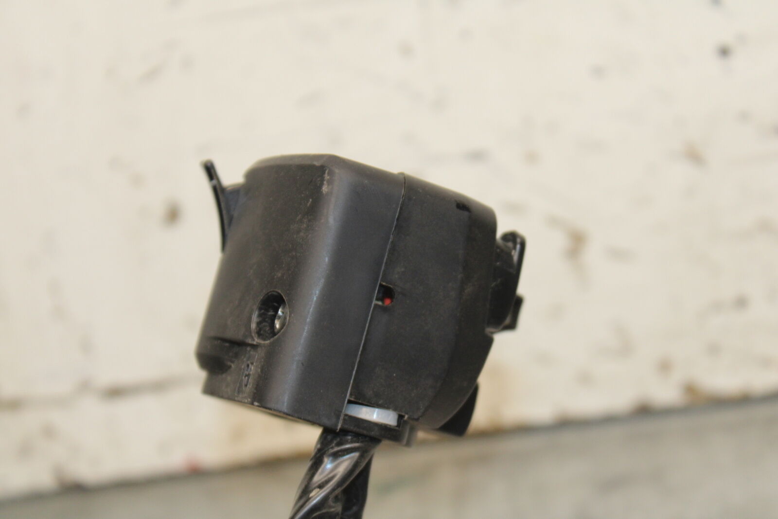 18-23 KAWASAKI NINJA 400 EX400 ABS LEFT CLIP ON HANDLE HORN SIGNALS SWITCH BB747