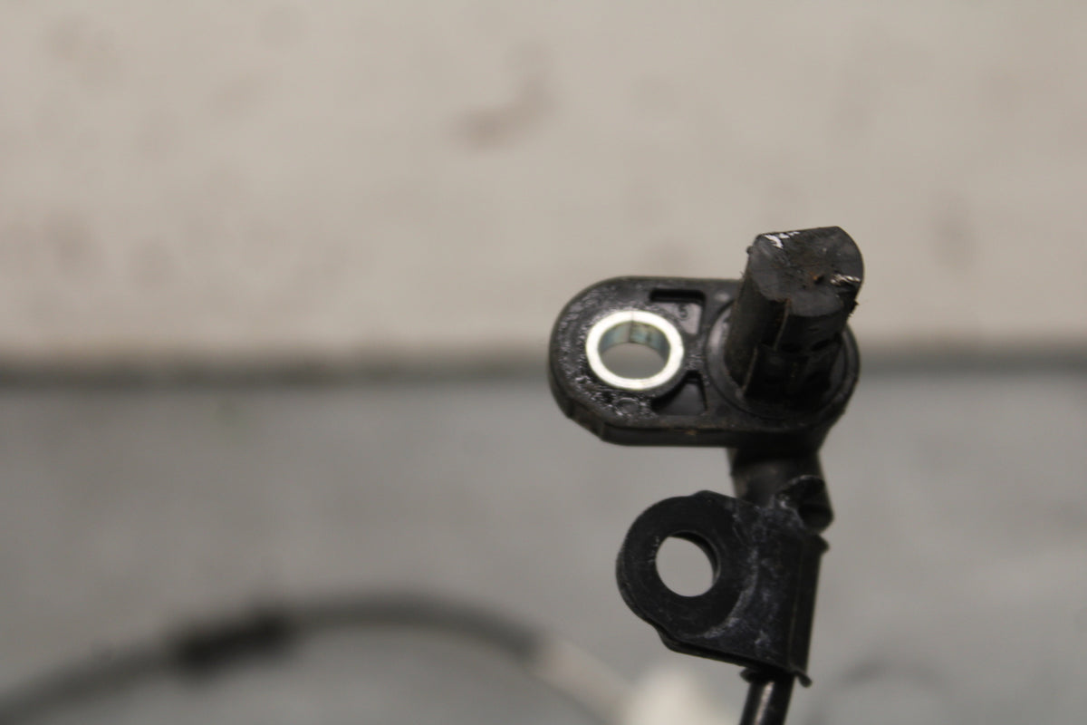 22-24 YAMAHA XSR900 FRONT ABS BRAKE SENSOR BB683
