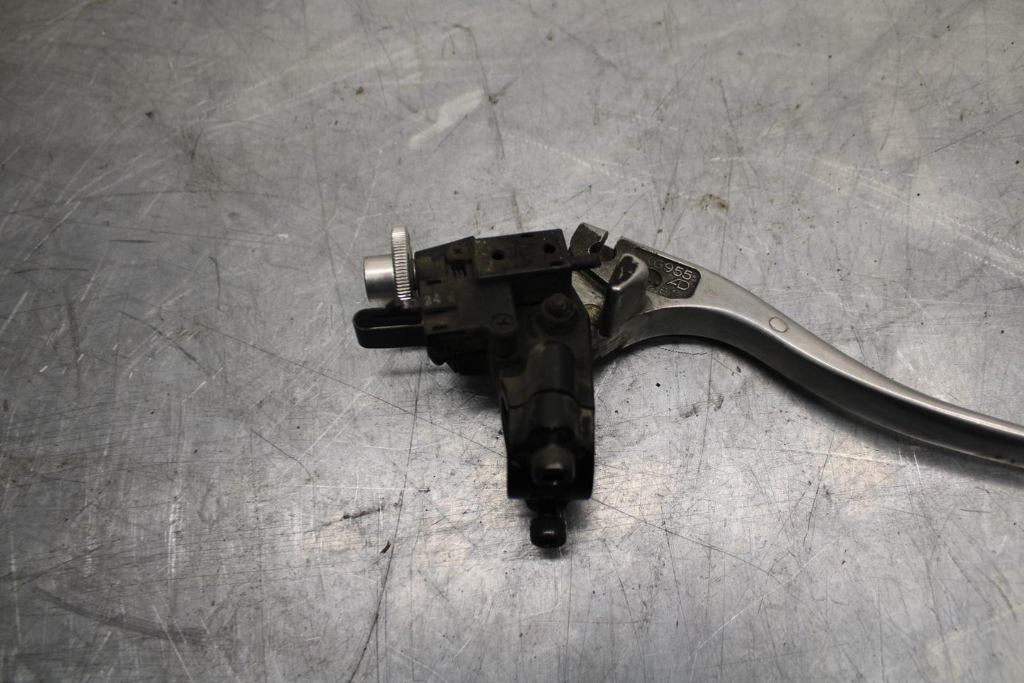 03 KAWASAKI ZX12R CLUTCH PERCH MOUNT WITH LEVER  BB472