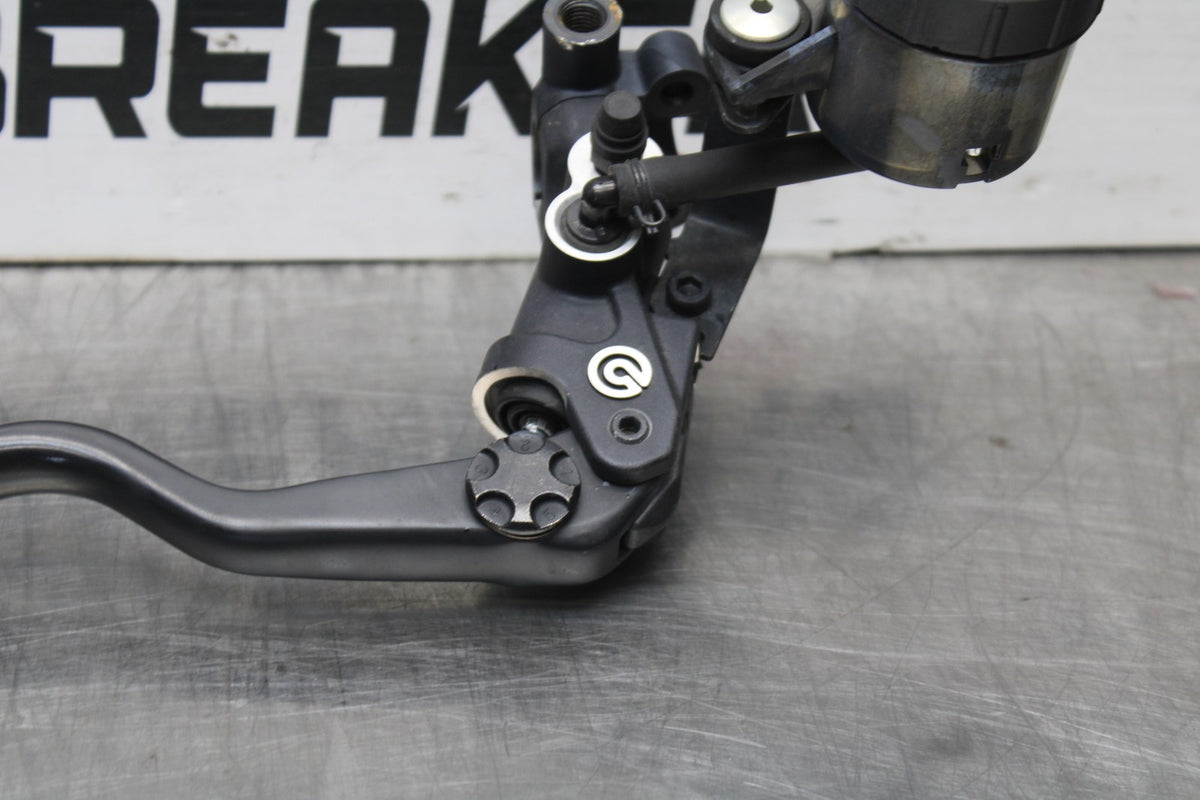 22 HARLEY-DAVIDSON PAN AMERICA 1250 FRONT BRAKE MASTER CYLINDER w/ LEVER BB910