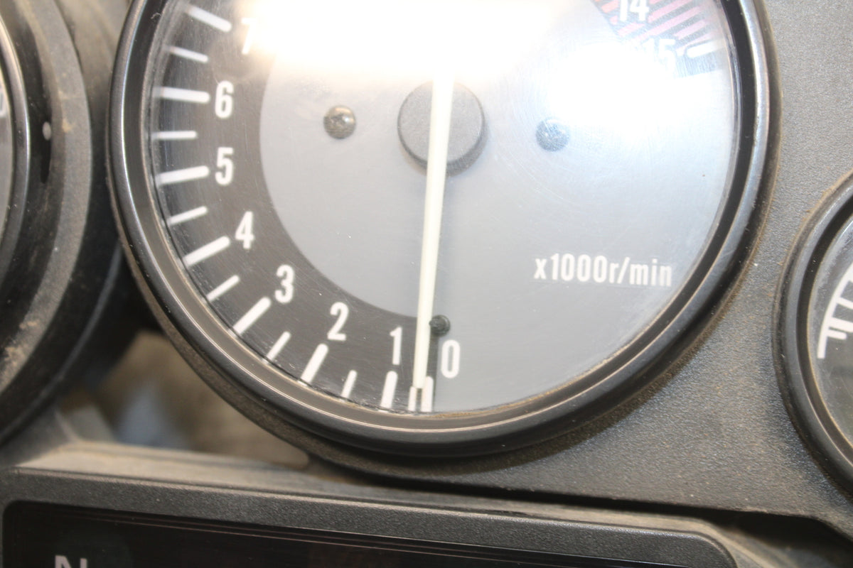 96-07 YAMAHA YZF600R SPEEDO TACH GAUGES CLUSTER SPEEDOMETER TACHOMETER  BB746