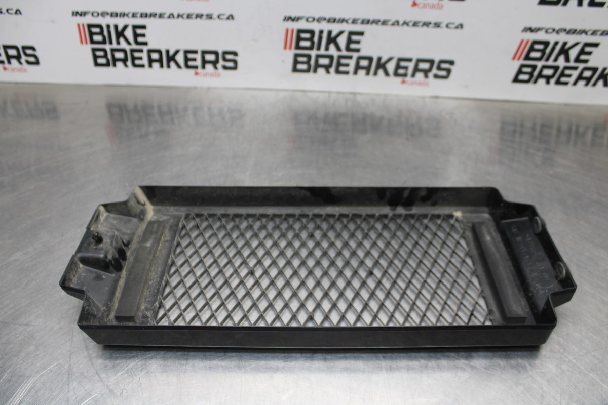 15 SUZUKI BOULEVARD C50 RADIATOR GRILLE GRILL SHIELD GUARD BB775