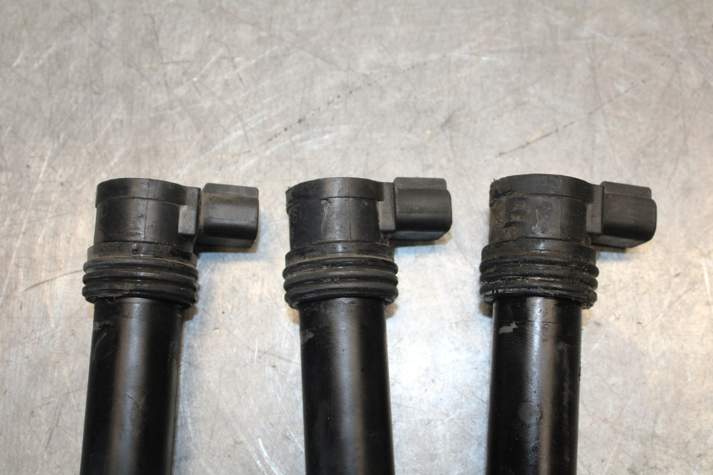 03-04 KAWASAKI NINJA ZX6RR IGNITION COILS COIL SPARK PLUG CAPS BB684