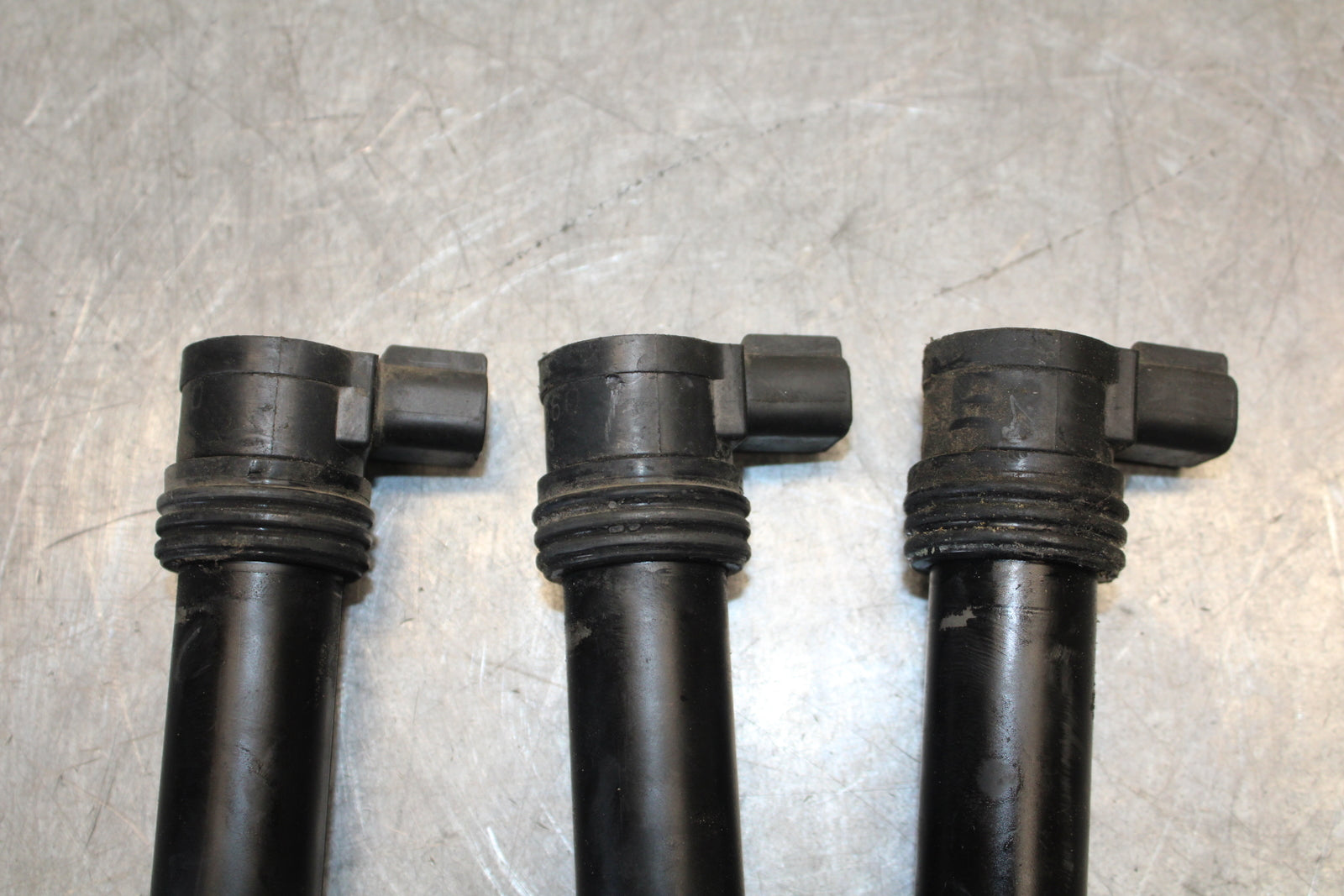 03-04 KAWASAKI NINJA ZX6RR IGNITION COILS COIL SPARK PLUG CAPS BB684