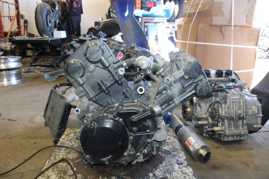 00 SUZUKI SV650 ENGINE MOTOR BB156