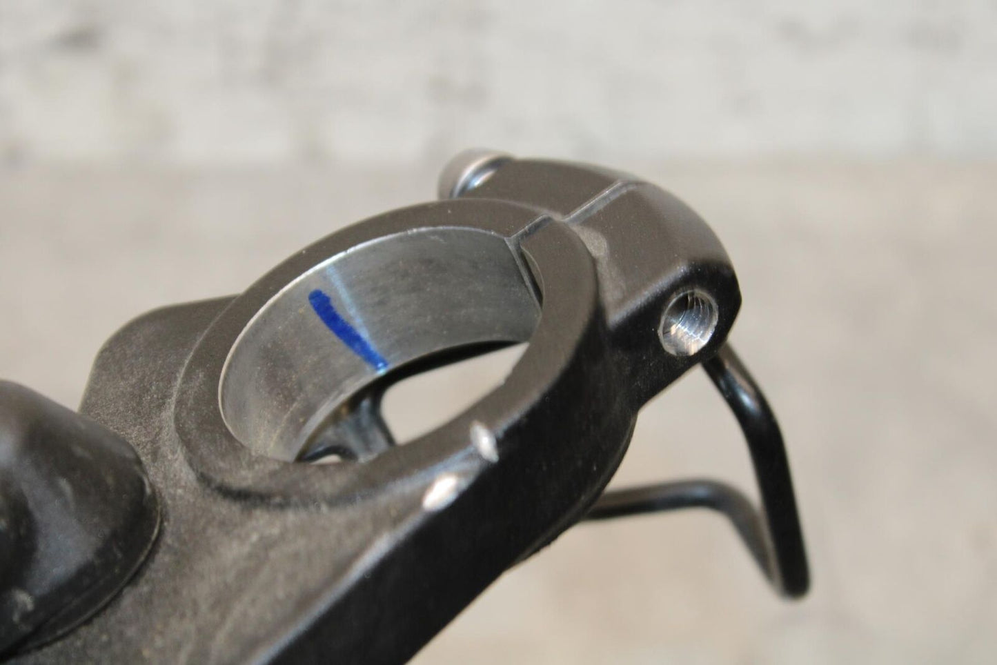 2014 Kawasaki Ninja 650 EX650E FORKS UPPER TRIPLE TREE 44039-0121-18R BB569