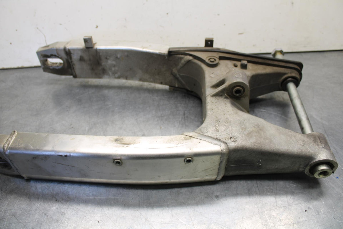 01-06 HONDA CBR600F4I REAR SWINGARM BACK SUSPENSION 52200-MBW-E10 BB626