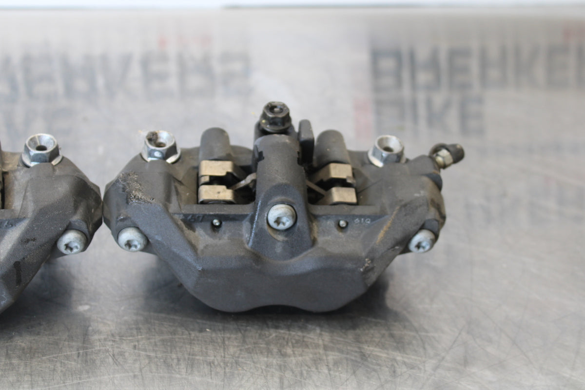 05-06 HONDA CBR600RR RIGHT LEFT FRONT BRAKE CALIPER SET PAIR CALIPERS BB159