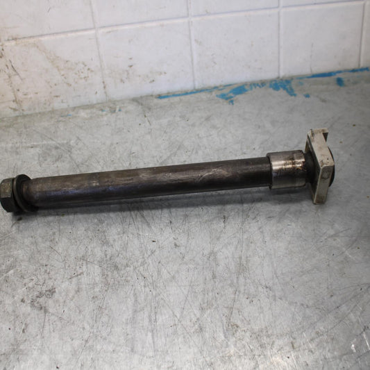 04-06 YAMAHA YZF R1 REAR AXLE BACK WHEEL RIM PIVOT BOLT AXEL BB432