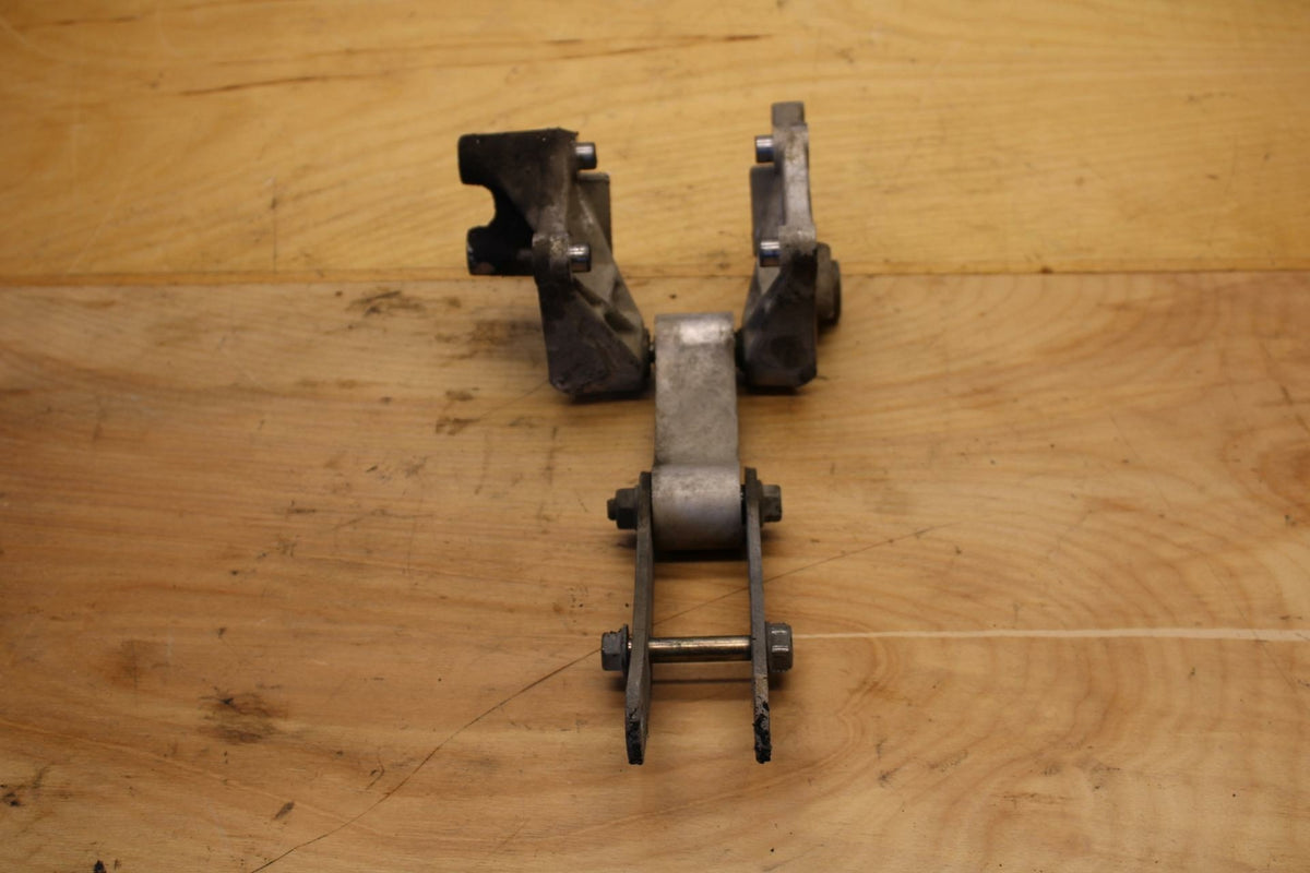 01-06 HONDA CBR600F4I REAR DOGBONE SHOCK LINKAGE LINK BB314