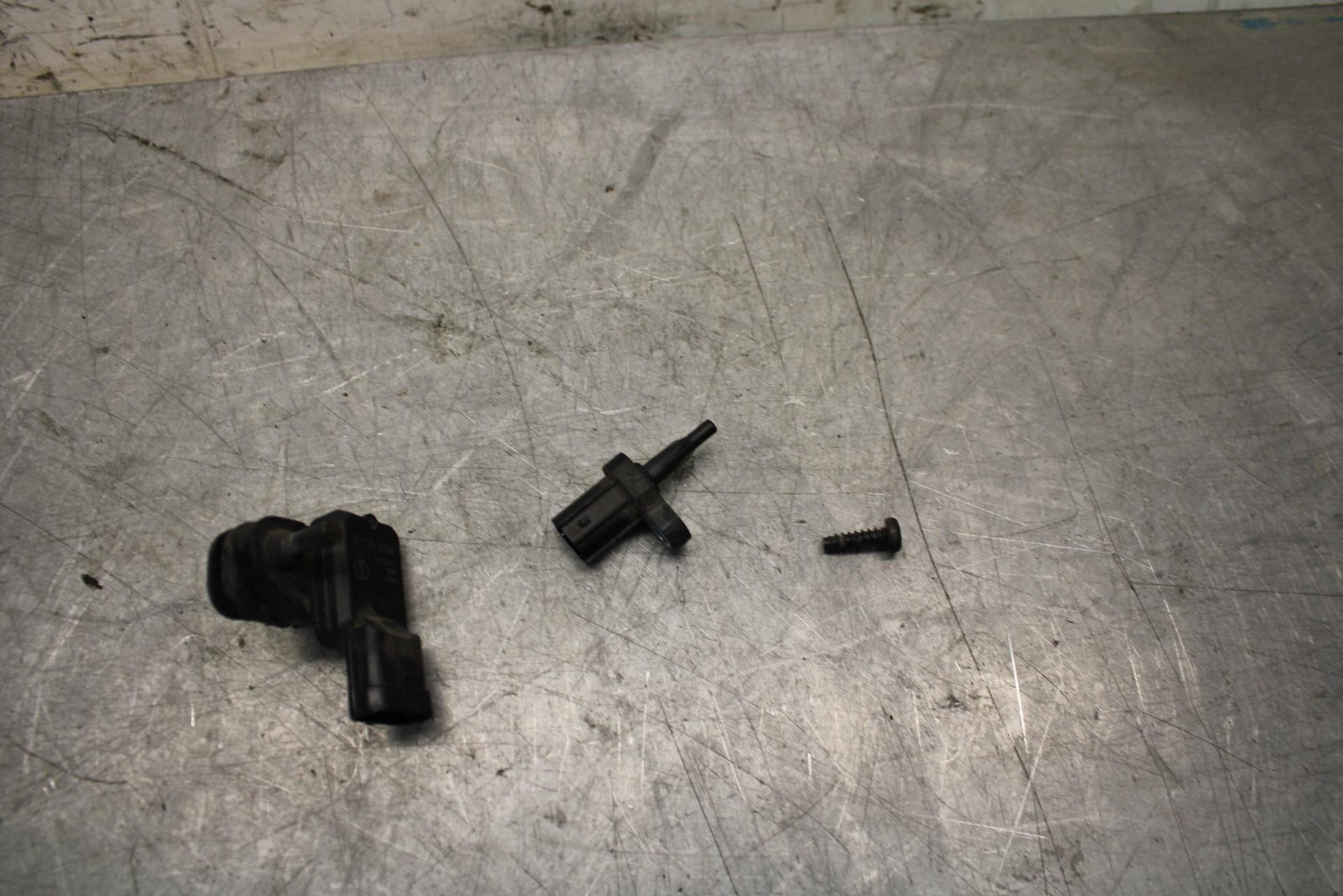 2008 Kawasaki Ninja ZX10R ZX1000E MAP MASS AIR FLOW PRESSURE TEMP SENSOR  BB524