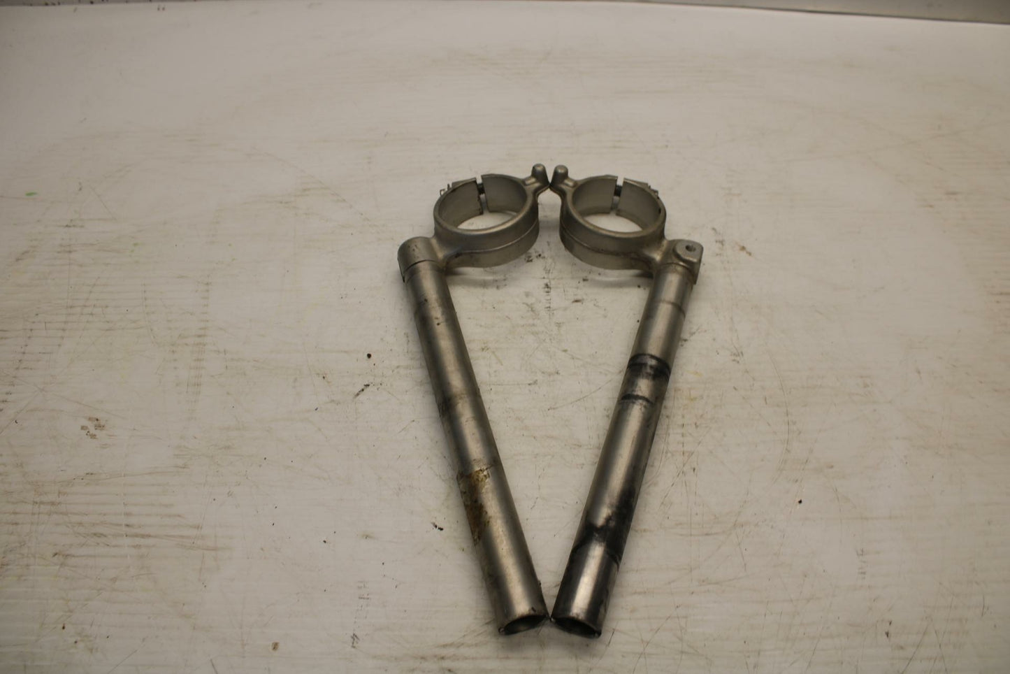 06-07 SUZUKI GSXR600 LEFT RIGHT CLIP ON  HANDLEBARS PAIR SET 56111-01H00 BB275