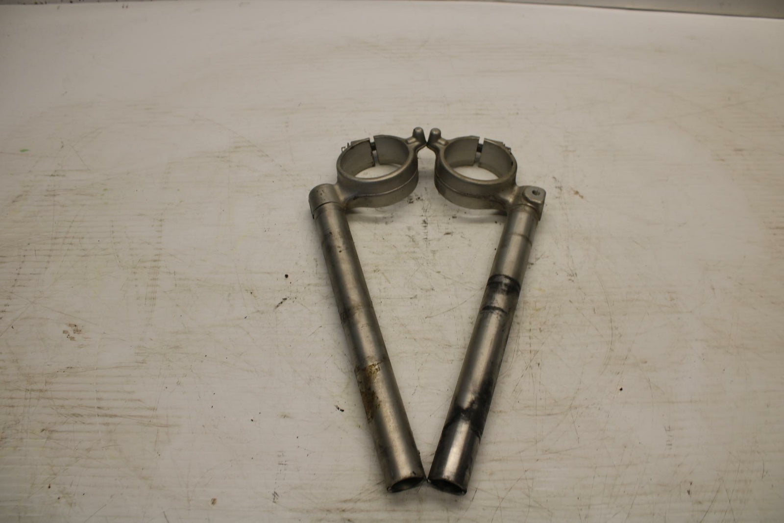 06-07 SUZUKI GSXR600 LEFT RIGHT CLIP ON  HANDLEBARS PAIR SET 56111-01H00 BB275