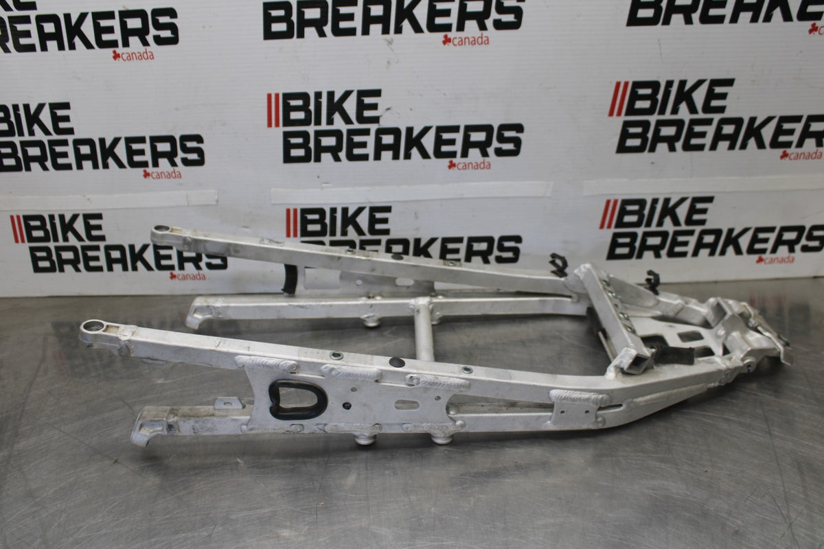 24 APRILIA TUONO V4 1100 FACTORY ABS REAR SUBFRAME BACK SUB FRAME BB887
