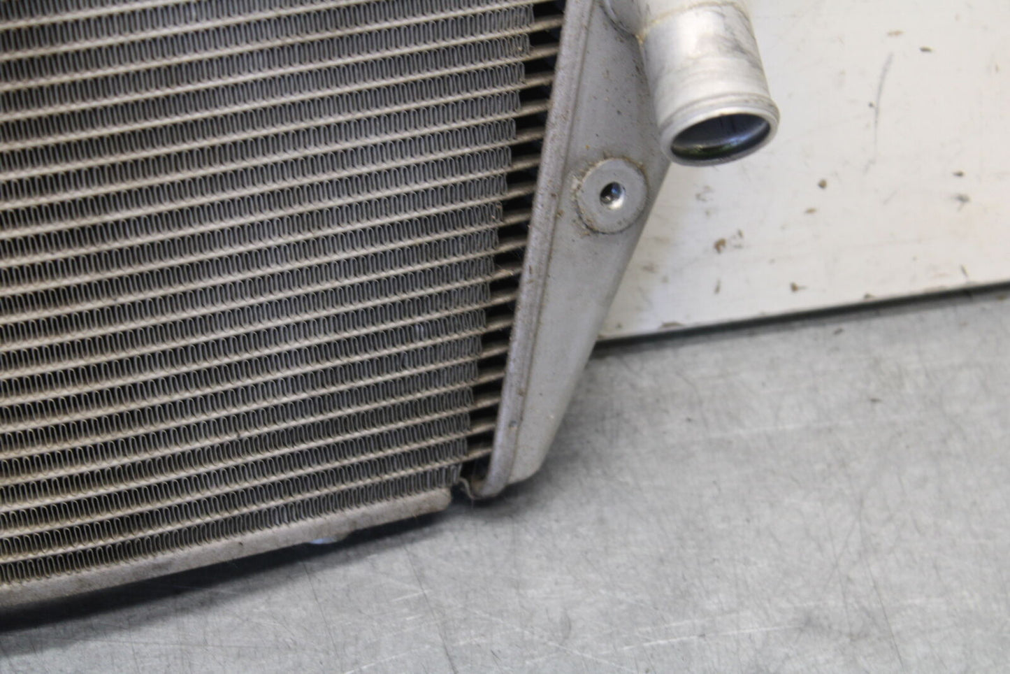 05-06 SUZUKI GSXR1000 ENGINE RADIATOR COOLER COOLING RADIATER 17710-41G00 BB663