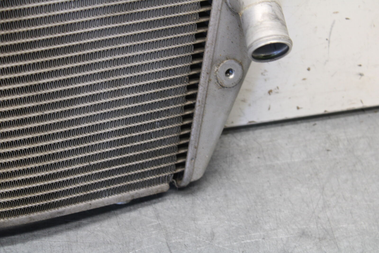 05-06 SUZUKI GSXR1000 ENGINE RADIATOR COOLER COOLING RADIATER 17710-41G00 BB663