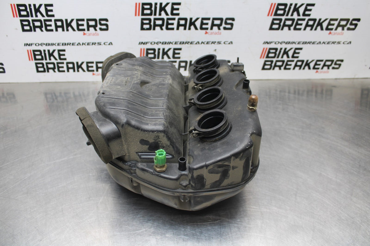 01-03 SUZUKI GSXR600 AIRBOX AIR INTAKE FILTER BOX BB841