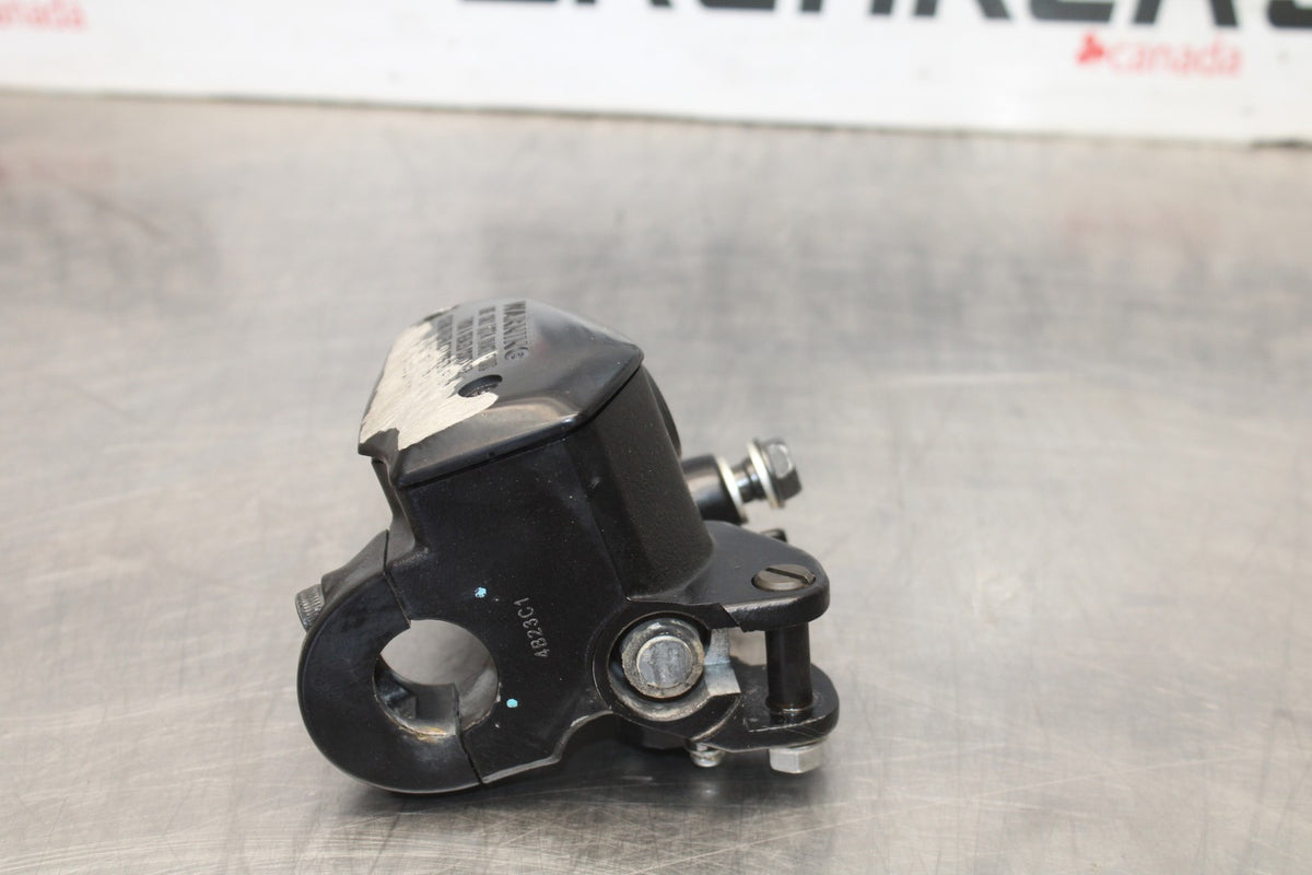 23 KAWASAKI NINJA 650 EX650 FRONT BRAKE MASTER CYLINDER BB920
