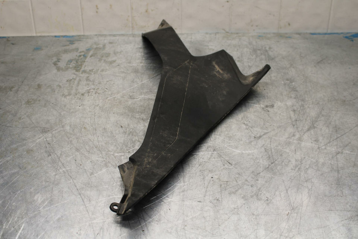 18-22 KAWASAKI NINJA 400 EX400 ABS RIGHT FRONT SIDE SEAT SADDLE PANEL TRIM BB416