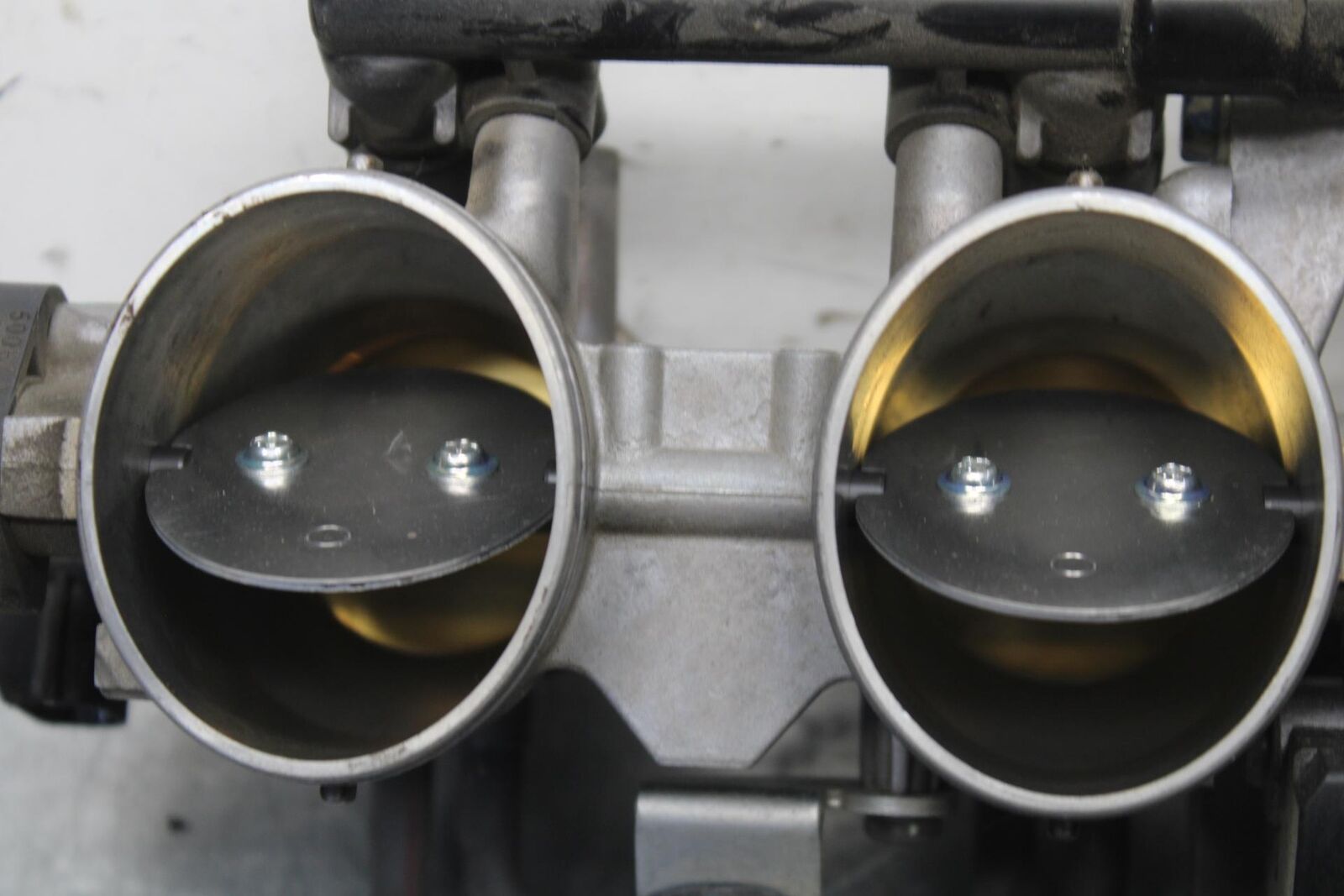 09-12 KAWASAKI NINJA ZX6R MAIN FUEL INJECTORS / THROTTLE BODIES 16163-0128 BB640