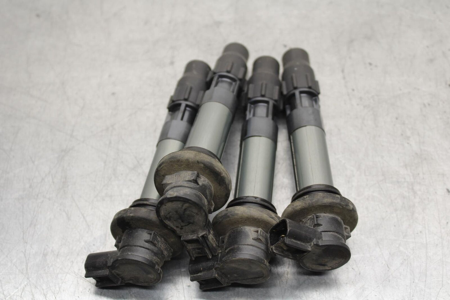2008 Suzuki GSXR600 IGNITION COILS COIL SPARK PLUG CAPS 33410-37H00 BB593