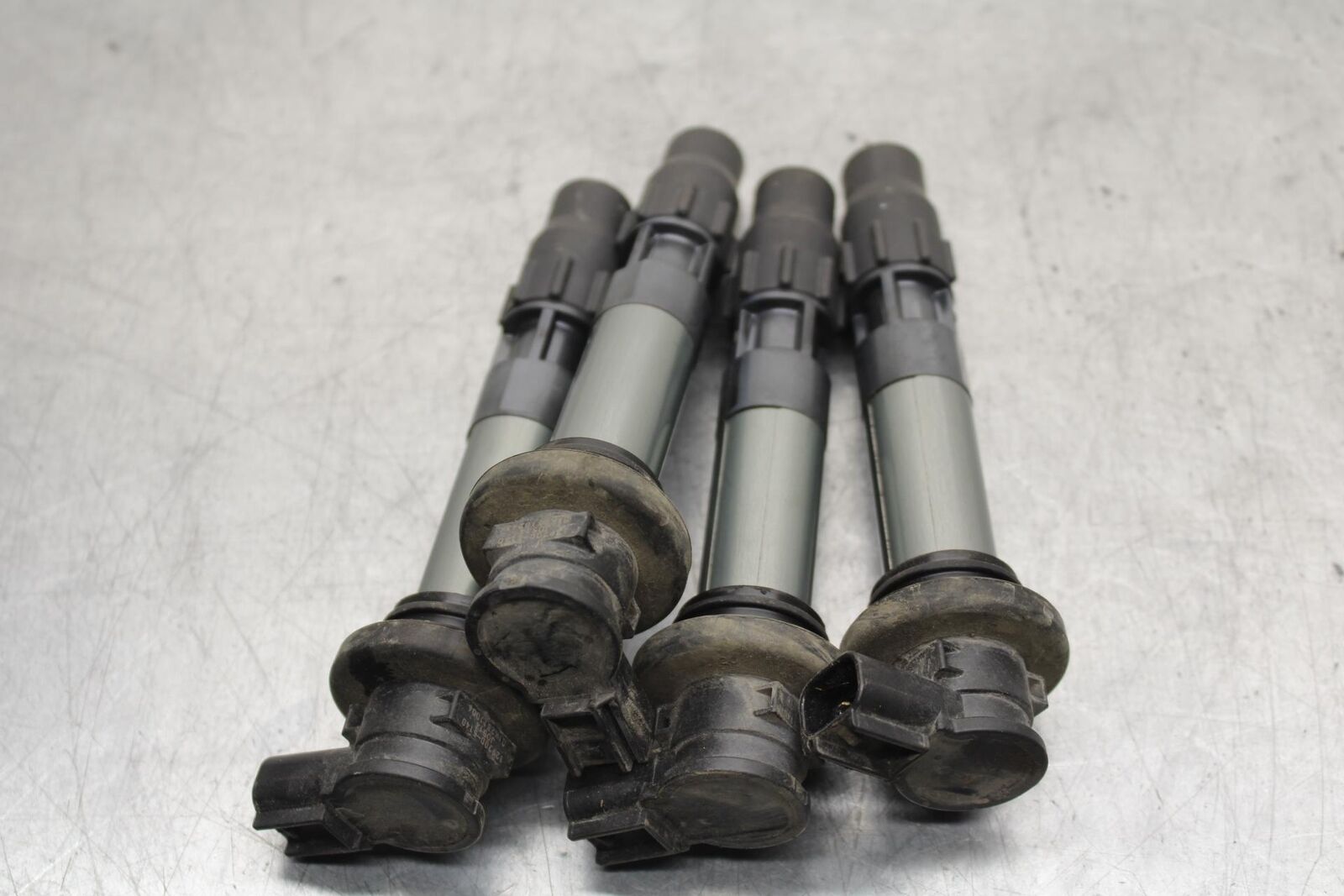 2008 Suzuki GSXR600 IGNITION COILS COIL SPARK PLUG CAPS 33410-37H00 BB593