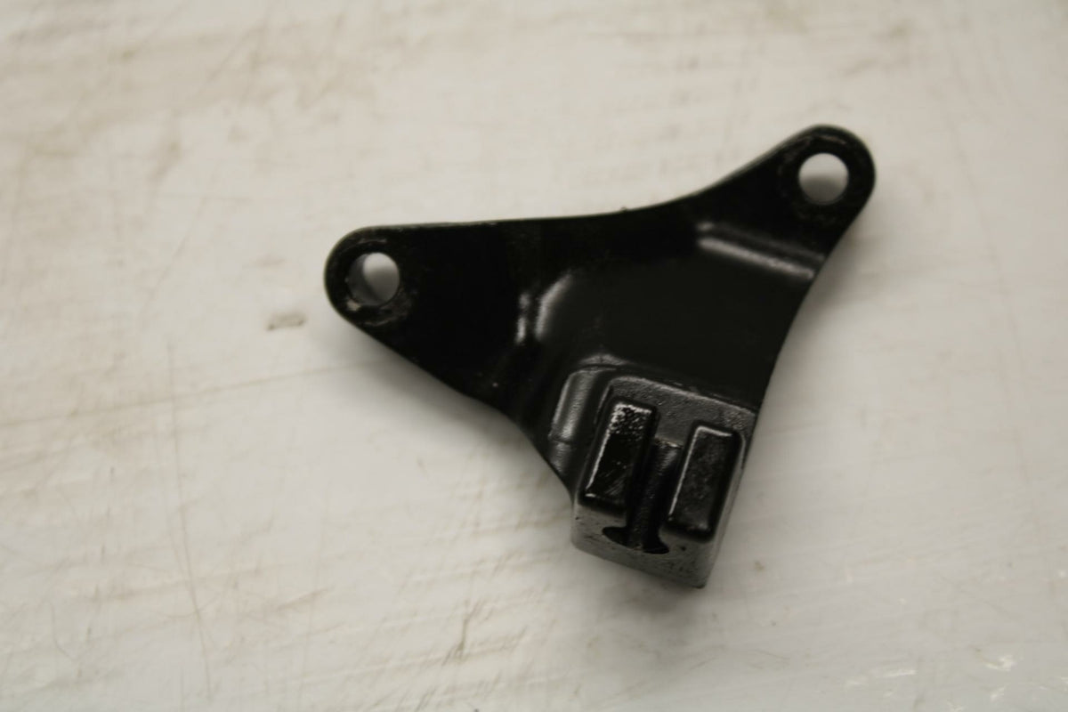 09-12 KAWASAKI NINJA ZX6R CLUTCH CABLE HOLDER MOUNT STAY BRACKET BB272