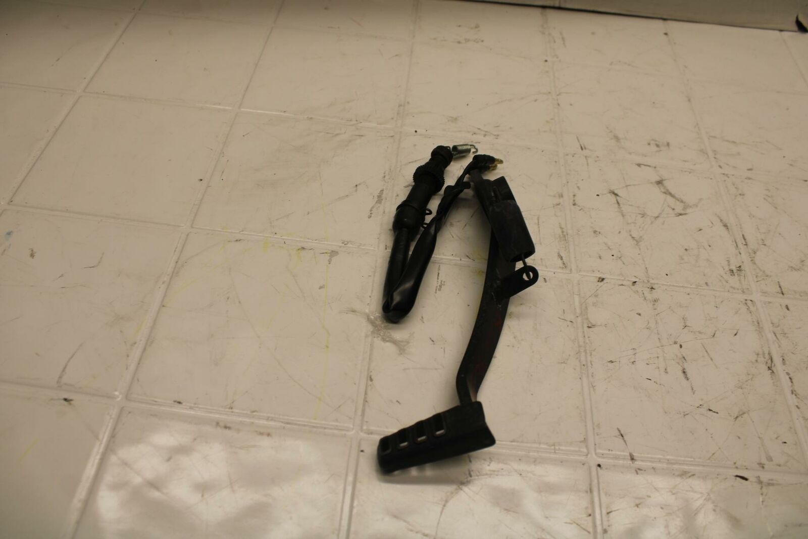 15-16 HONDA CB300F RIGHT REARSET BRAKE FOOT PEDAL BB05