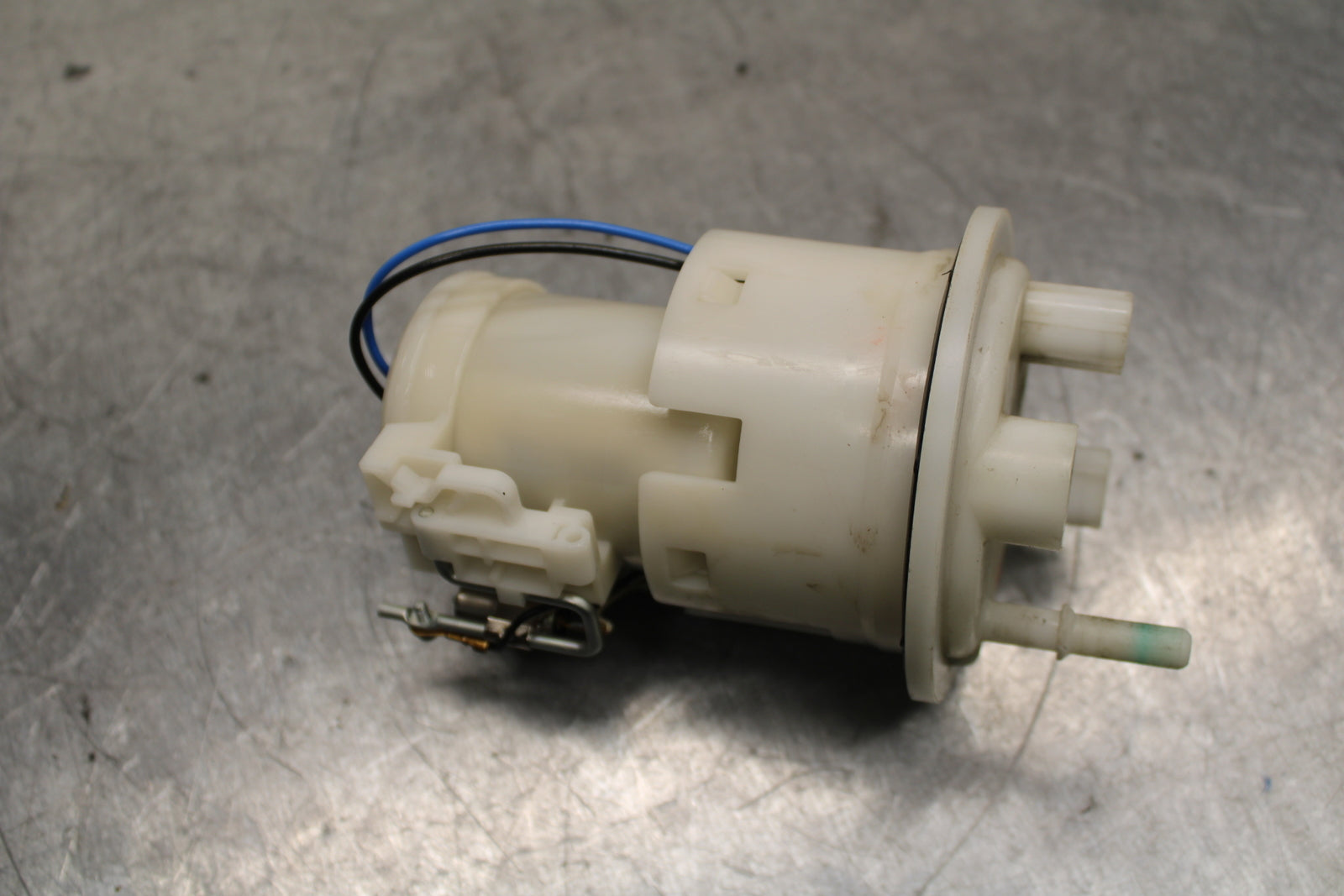06-07 YAMAHA YZF R6 FUEL PUMP GAS PETROL SENDER UNIT BB742