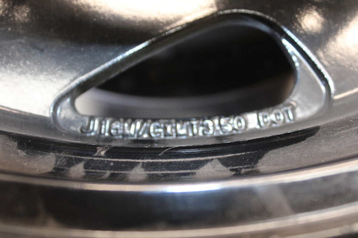 2006 Suzuki Boulevard C90 FRONT WHEEL 16" BB849