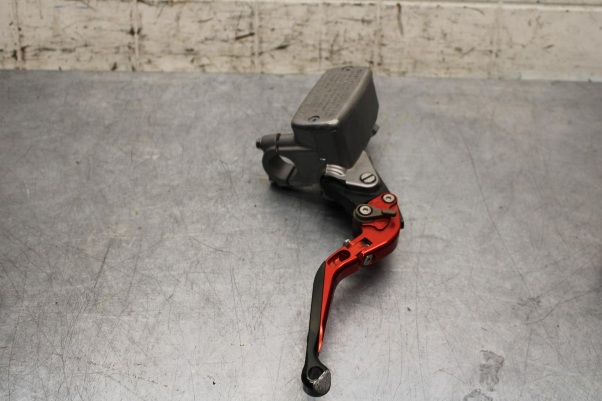 2008 Honda Interceptor 800 VFR800A ABS FRONT MASTER CYLINDER w/ LEVER BB566