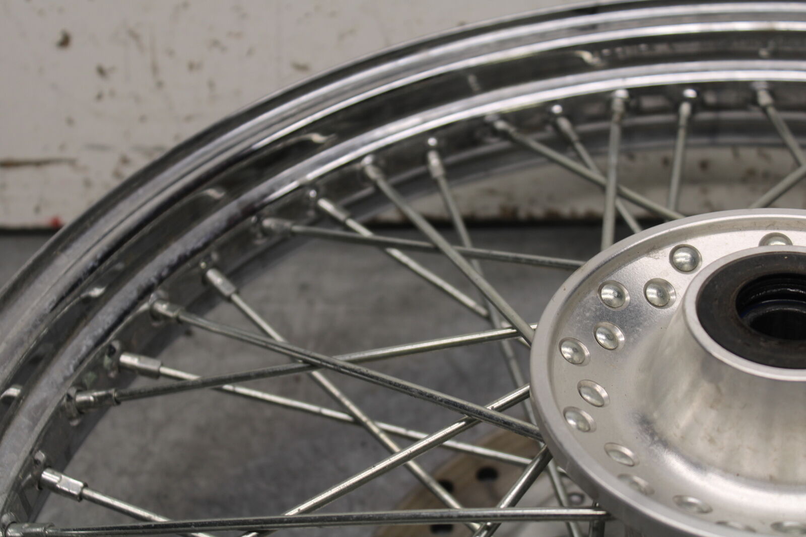 10-13 HONDA SHADOW RS 750 VT750RS FRONT WHEEL AND BRAKE DISC ROTOR BB718
