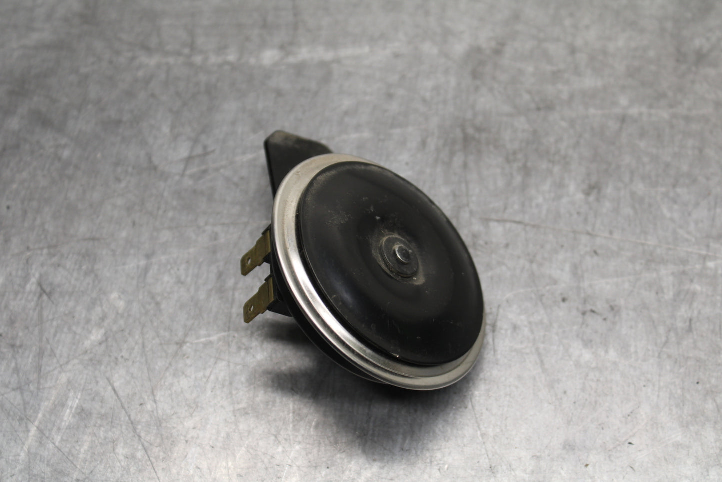 18-24 KAWASAKI NINJA 650 HORN SIGNAL BB725