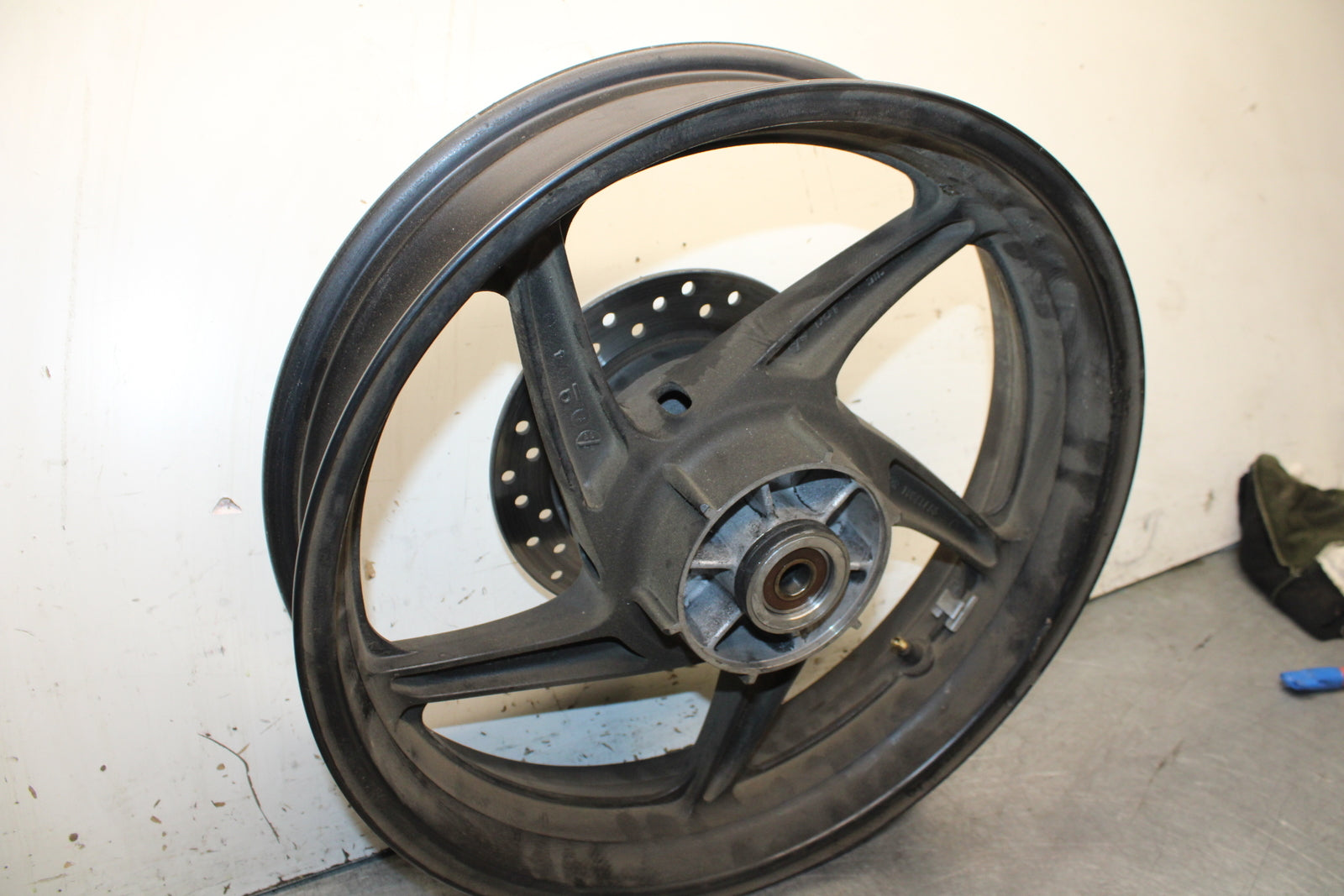 15-16 HONDA CB300F REAR WHEEL BACK RIM BB740