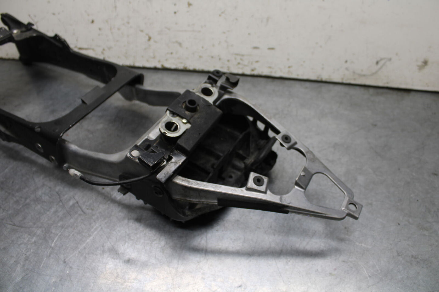 13-17 KAWASAKI NINJA ZX6R ZX636E REAR SUBFRAME BACK SUB FRAME BB735