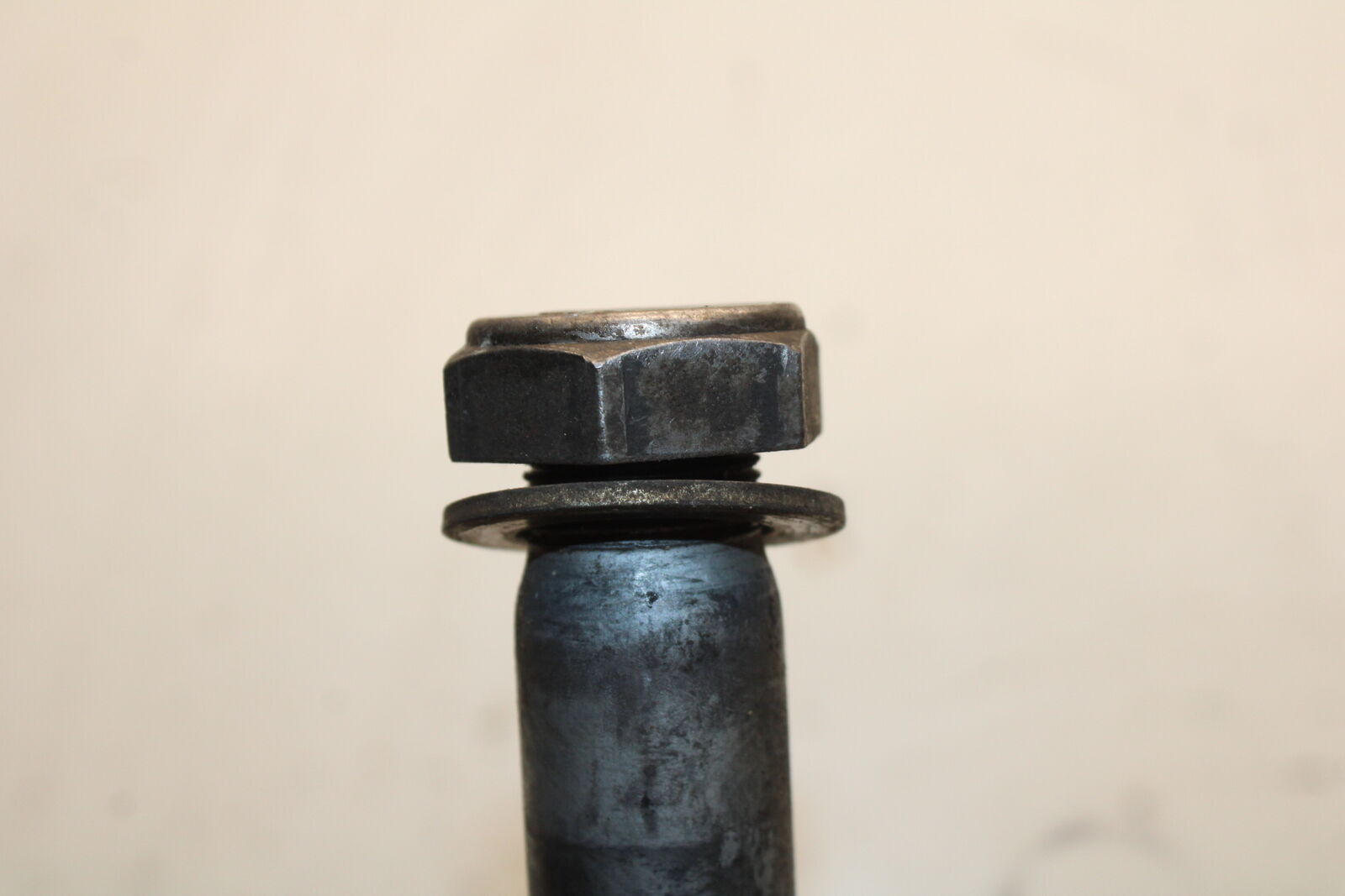 12-16 HONDA CBR1000RR REAR AXLE BACK WHEEL RIM PIVOT BOLT AXEL BB114