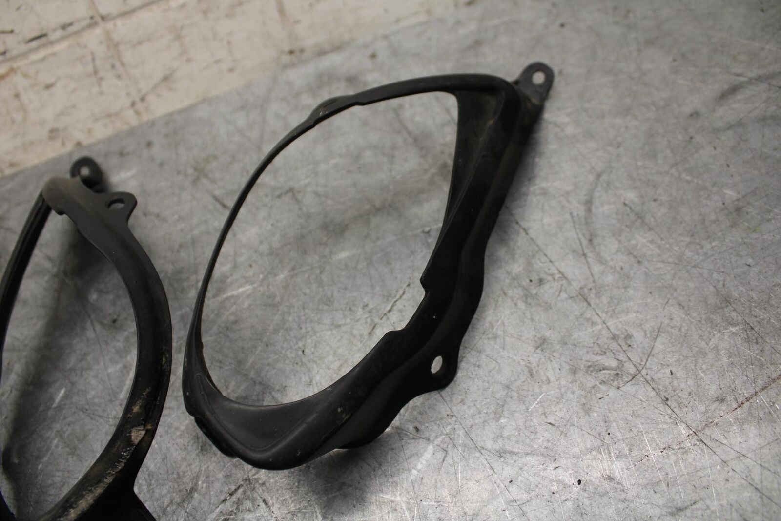 2007 Kawasaki Ninja ZX6R ZX600P HEADLIGHT HEAD LIGHT LAMP TRIM  55022-0033 BB47