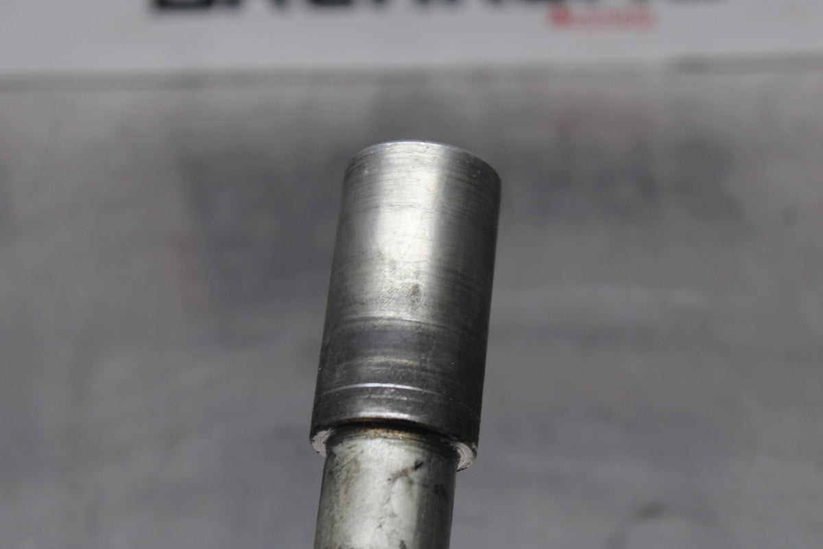 04-05 SUZUKI GSXR600 FRONT WHEEL RIM AXLE PIVOT BOLT BB792