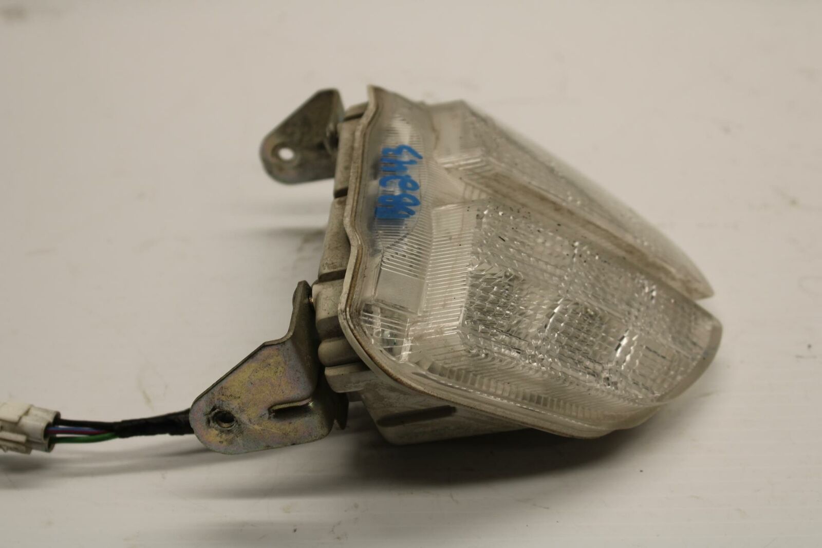06-07 SUZUKI GSXR600 REAR TAIL TAILLIGHT BACK BRAKE LIGHT BB243