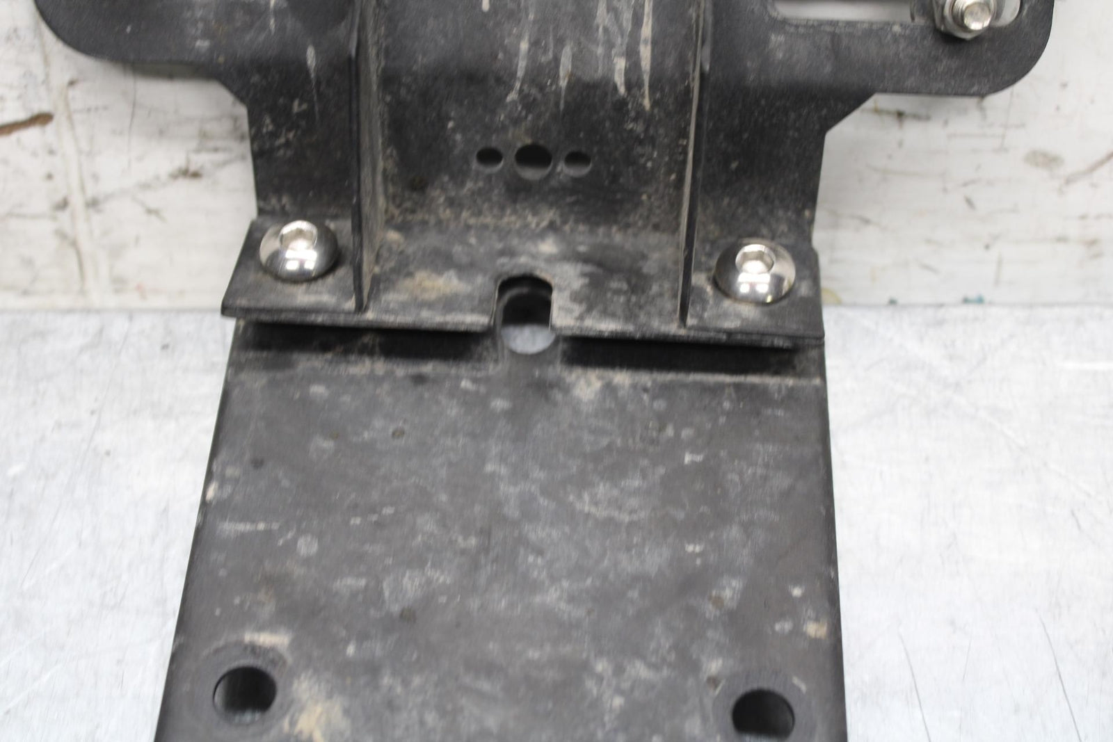 2012 Yamaha FZ8 LICENSE PLATE BRACKET BB550