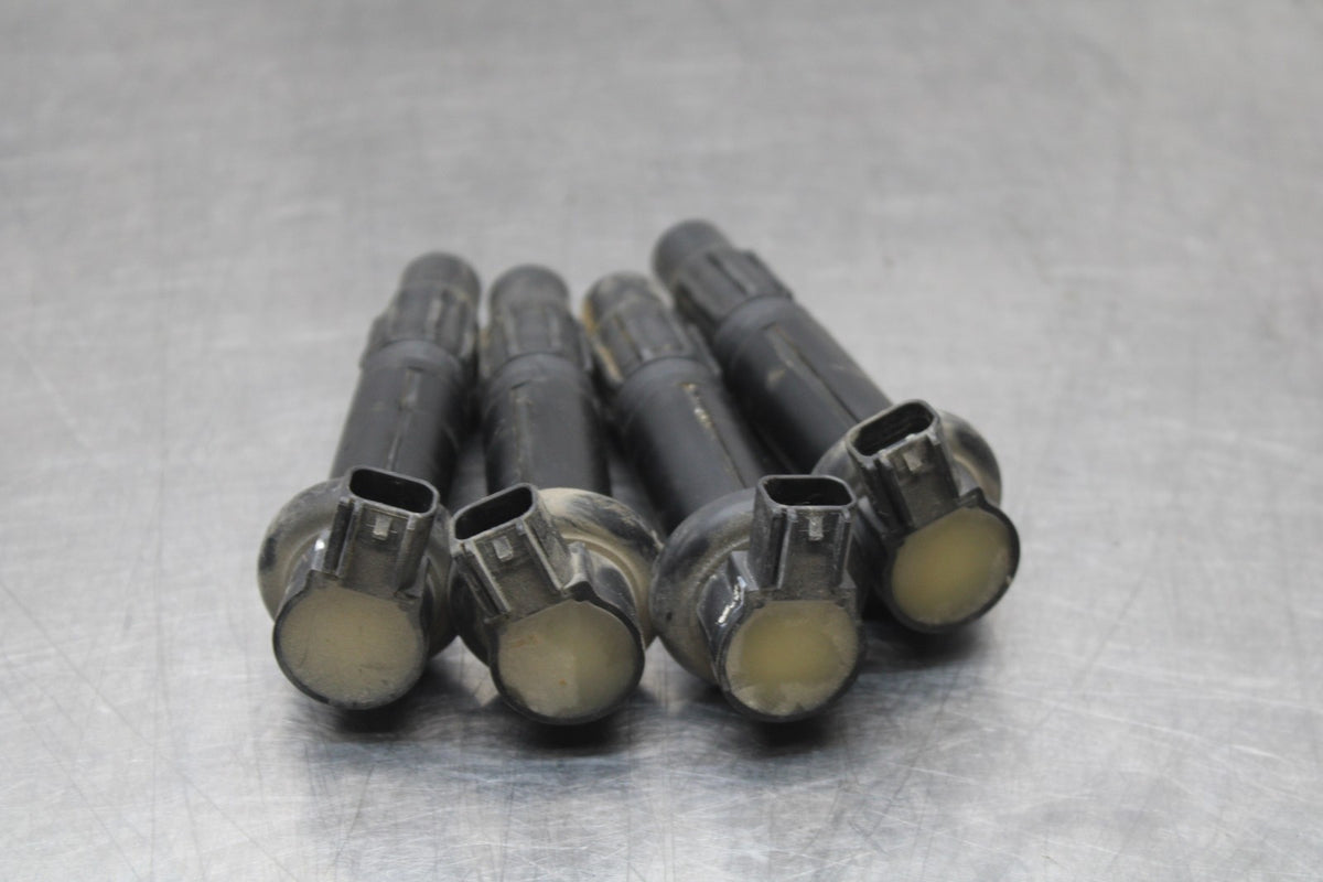 07-08 YAMAHA YZF R1 IGNITION COILS COIL SPARK PLUG CAPS BB771