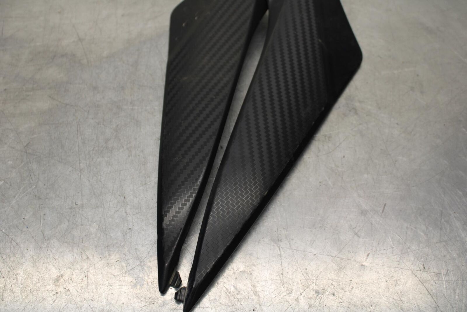 2017 Suzuki GSXR600 RIGHT LEFT FRONT SIDE SEAT PANELS TRIMS COWLS FAIRINGS  BB59