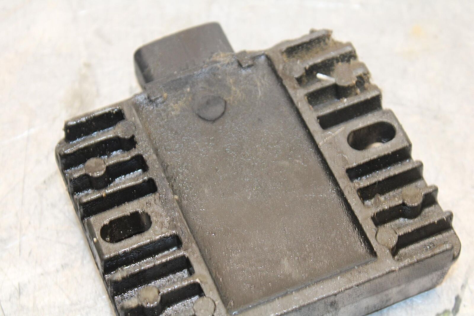 2006 Kawasaki Vulcan 900 VN900B Classic RECTIFIER VOLTAGE REGULATOR  BB585