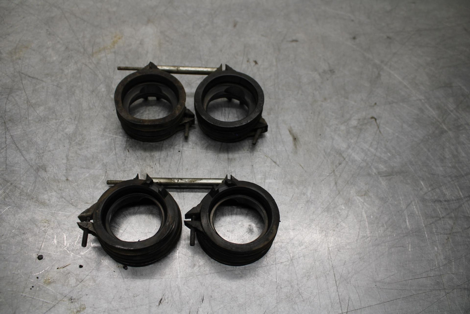 99-07 SUZUKI HAYABUSA GSX1300R  INTAKE MANIFOLD BB426