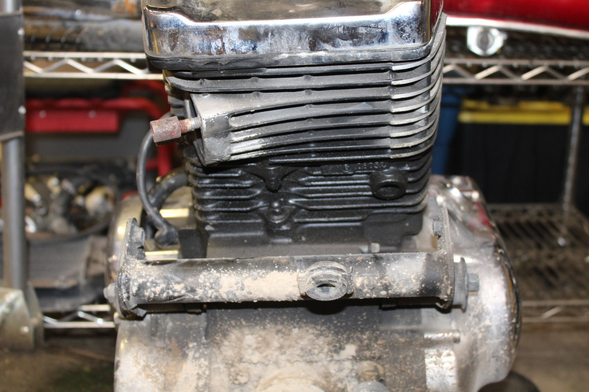 02 KAWASAKI VULCAN 800 VN800B CLASSIC ENGINE MOTOR BB862