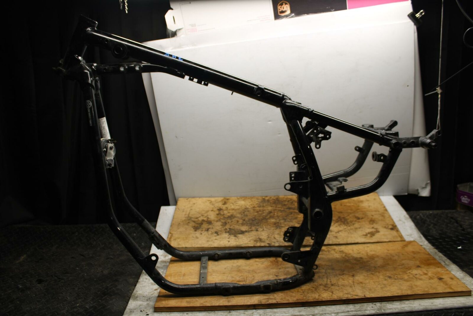 17-20 YAMAHA BOLT XVS950 R-SPEC FRAME CHASSI BB348